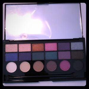 ‼️Makeup revolution palette ‼️